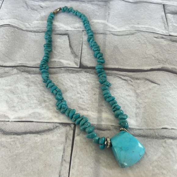 Faux turquoise stone vintage necklace barrel clasp closure 18” - Picture 6 of 10